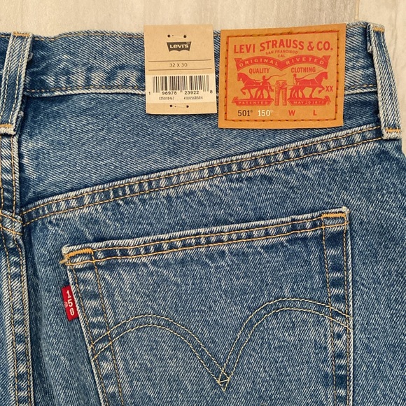 Levi’s 150 Yr. Ann. 501, Heart Patchwork Embroider (2022), 32x30, NWT $149 MSRP - Picture 13 of 13